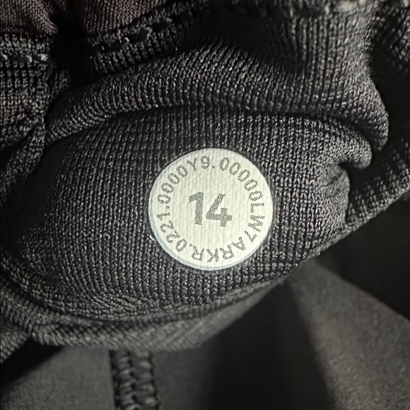 Lululemon Hotty Hot Short 14 Black - Picture 8 of 9